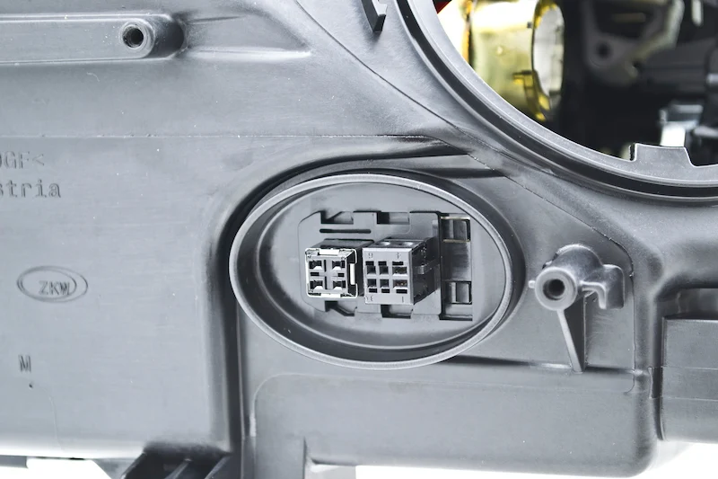 Headlight Assembly <br>09-12 BMW 740i - Image 9