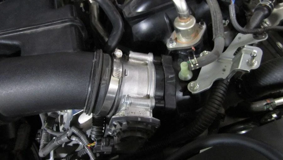 Fuel Injection Throttle Body Spacer <br> 07-21 Toyota Tundra Sequoia, Lexus GS/GX/LS460 - Image 2