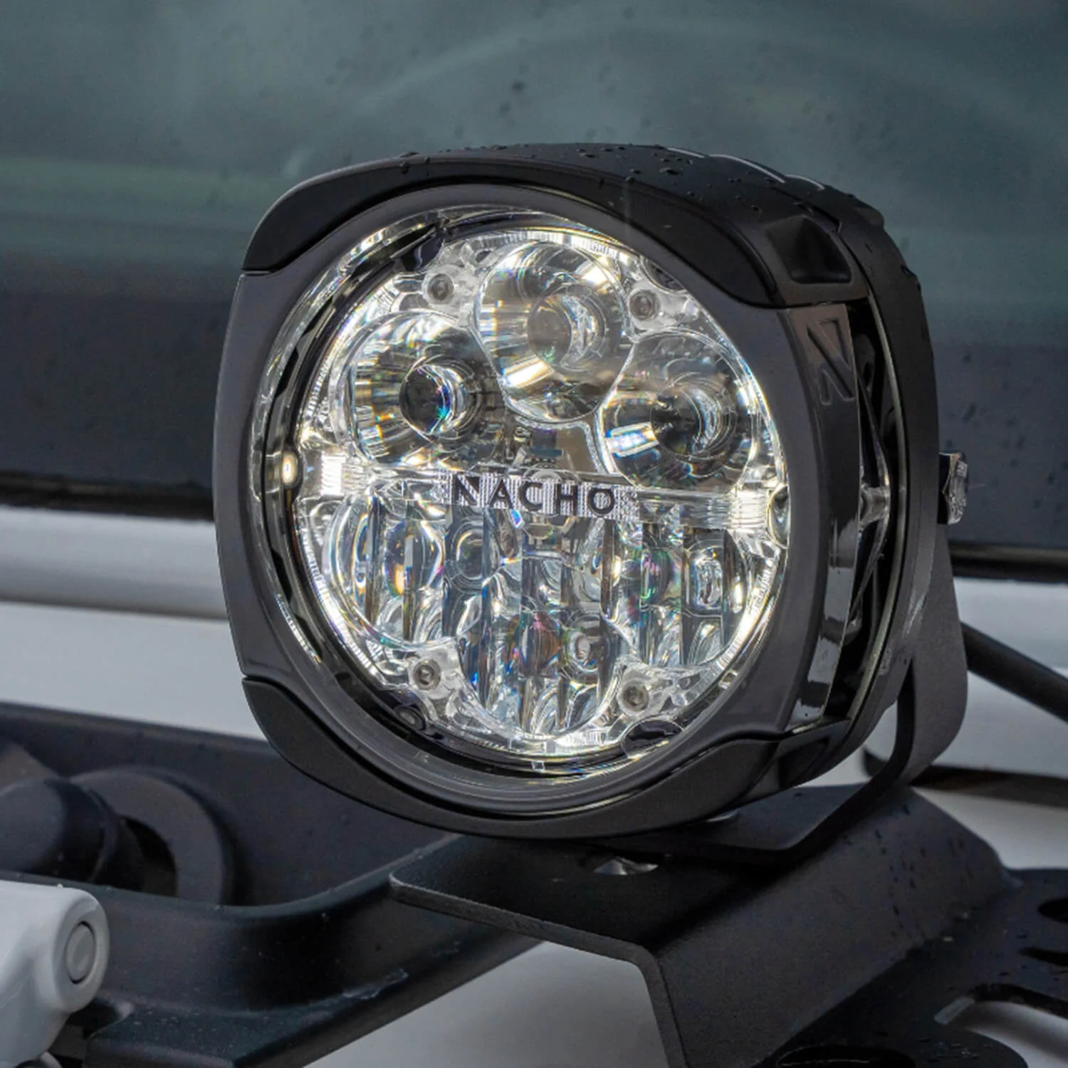 Quatro Supreme 80 Lights - Image 4